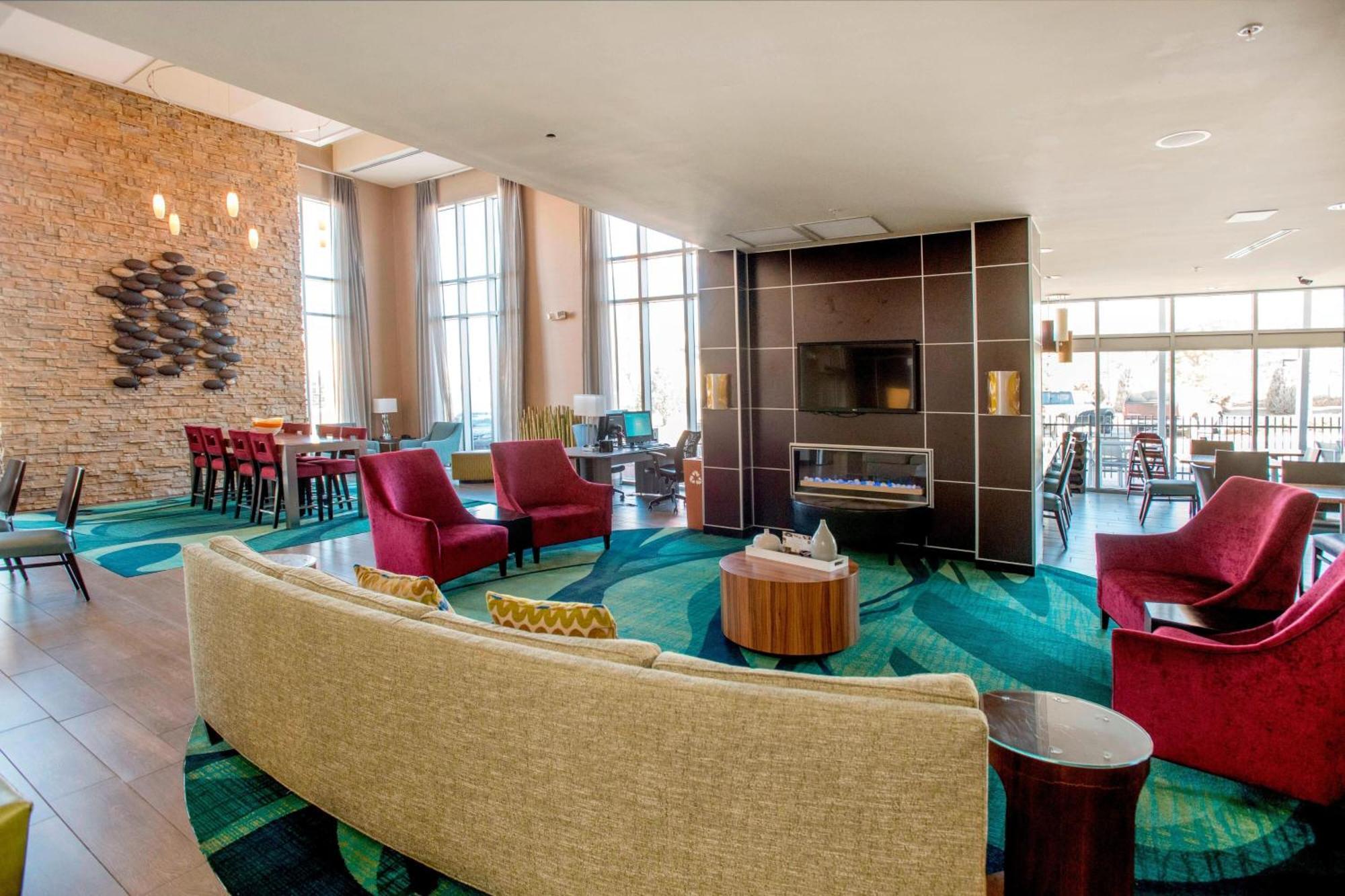 Springhill Suites By Marriott Pueblo Downtown Extérieur photo